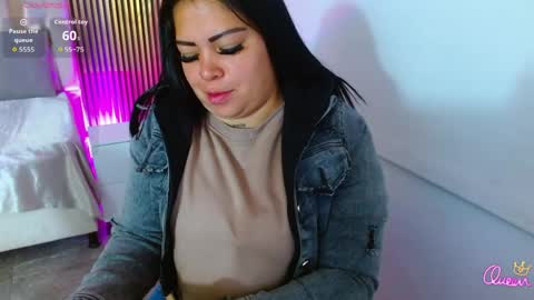Snapshot of martina_tay chatting on June 4, 3:12 am Hey im martina online show from June 4, 3:12 am