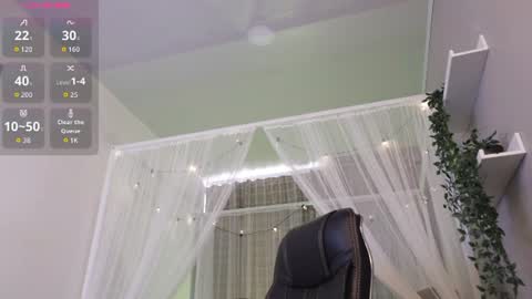 Snapshot of martinaa_rose chatting on July 6, 3:03 pm martinaa_rose online show from July 6, 3:03 pm
