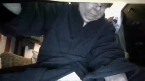 Snapshot of martingiles777 chatting on November 14, 9:52 am martingiles777 online show from November 14, 9:52 am