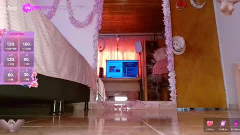 Snapshot of martiniella chatting on January 15, 7:23 pm Antonella Martini online show from January 15, 7:23 pm