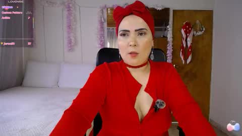 Snapshot of martiniella chatting on October 7, 8:06 pm Antonella Martini online show from October 7, 8:06 pm