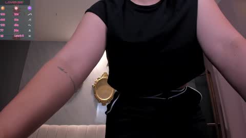 Martinna Bonnet online show from December 28, 10:25 am