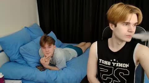 martintw_17 online show from February 27, 4:34 am