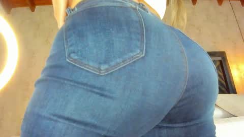 Martina online show from April 24, 7:27 pm
