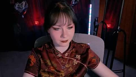 Nancy online show from April 30, 5:41 pm