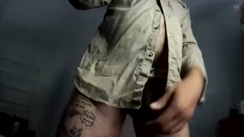 Snapshot of marty_gee chatting on February 14, 10:14 pm mike golf0 online show from February 14, 10:14 pm