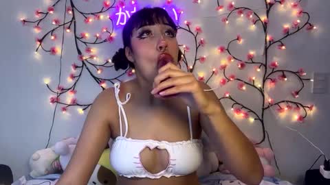 Snapshot of maru__chan chatting on October 3, 9:01 pm Maru online show from October 3, 9:01 pm