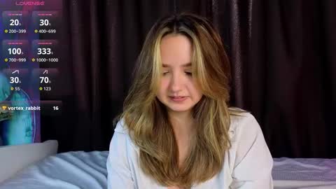 Snapshot of mary_broks chatting on October 15, 7:30 am mary_broks online show from October 15, 7:30 am