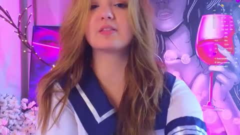 Snapshot of mary_broks chatting on December 5, 7:17 am mary_broks online show from December 5, 7:17 am