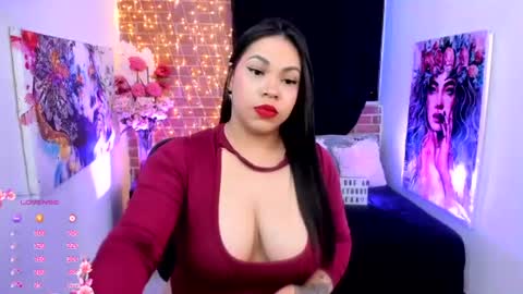 Snapshot of mary_bruss chatting on July 8, 1:21 am online show from July 8, 1:21 am