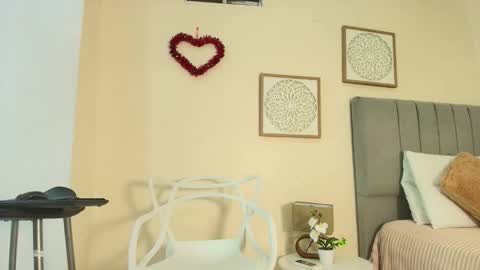 mary_cute9 online show from March 16, 12:09 pm