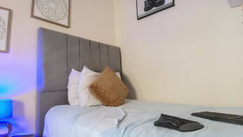 Snapshot of mary_cute9 chatting on May 13, 12:13 pm mary_cute9 online show from May 13, 12:13 pm