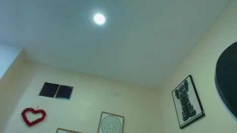 Snapshot of mary_cute9 chatting on June 18, 11:58 am mary_cute9 online show from June 18, 11:58 am