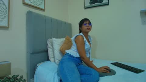 Snapshot of mary_cute9 chatting on July 29, 3:04 am mary_cute9 online show from July 29, 3:04 am