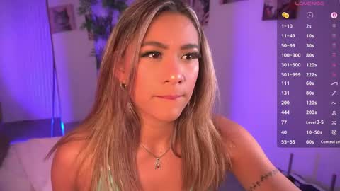 Snapshot of mary_funny chatting on June 4, 7:09 pm Mary online show from June 4, 7:09 pm