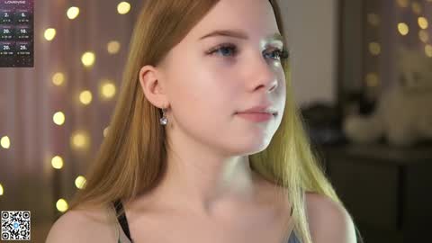 Mary online show from December 15, 9:35 am