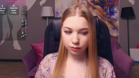 Mary online show from December 4, 10:35 am