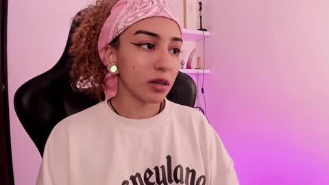 Mary Jane  online show from January 18, 5:59 pm