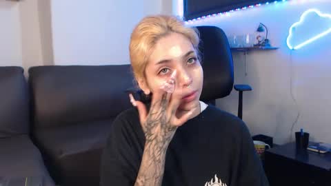                      100   online show from February 26, 2:36 pm