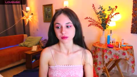 Snapshot of mary_marlow chatting on September 27, 9:53 pm Mary online show from September 27, 9:53 pm