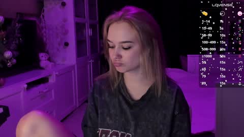 Snapshot of mary_romance chatting on January 25, 9:25 pm Mary online show from January 25, 9:25 pm