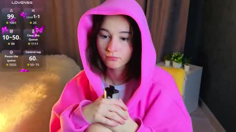 mary online show from October 4, 6:50 pm