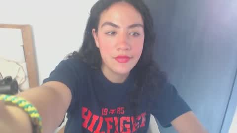 Snapshot of maryam_arabicmilk chatting on February 27, 2:54 pm maryam_arabicmilk online show from February 27, 2:54 pm