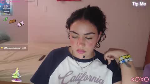 Snapshot of maryam_arabicmilk chatting on December 13, 8:36 pm maryam_arabicmilk online show from December 13, 8:36 pm