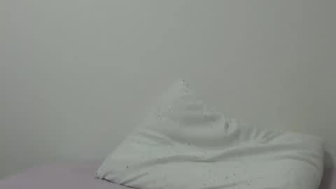 maryem online show from December 1, 1:49 pm