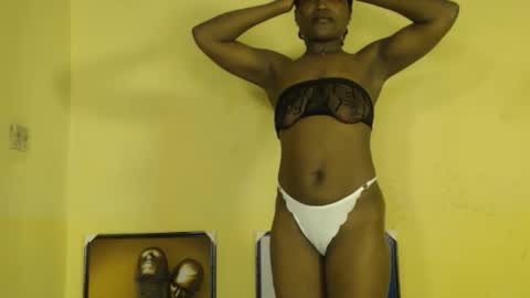 Snapshot of maryjane419 chatting on November 26, 5:19 am maryjane online show from November 26, 5:19 am