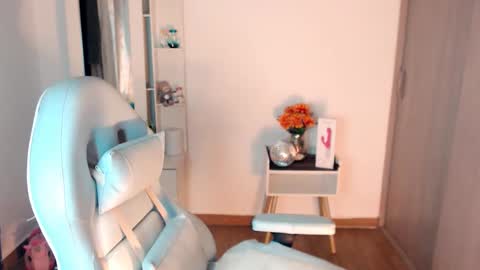 maryline online show from October 31, 12:22 am