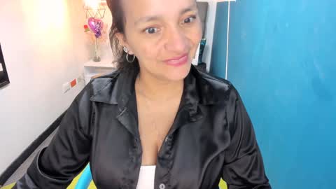 Snapshot of marylinmilf chatting on December 23, 7:52 pm Marylin online show from December 23, 7:52 pm