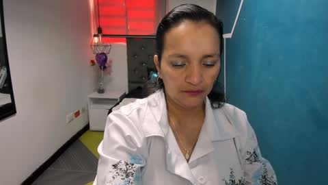 Snapshot of marylinmilf chatting on December 27, 7:24 pm Marylin online show from December 27, 7:24 pm