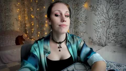 Mary Lou online show from September 28, 9:36 am