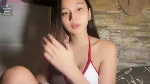 Snapshot of marylovely_19 chatting on May 15, 10:33 am marylovely_19 online show from May 15, 10:33 am