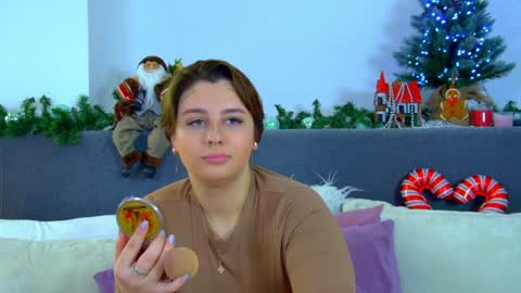 MaryMurrays online show from December 27, 9:00 pm