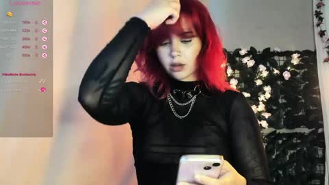 Snapshot of marynixoxo chatting on June 8, 4:07 pm Mary x online show from June 8, 4:07 pm