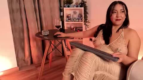 Mary online show from March 8, 2:04 am