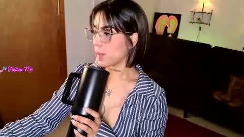 Snapshot of maryybellax chatting on July 6, 12:51 am maryybellax online show from July 6, 12:51 am