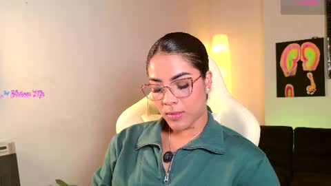 Snapshot of maryybellax chatting on July 24, 1:14 am maryybellax online show from July 24, 1:14 am