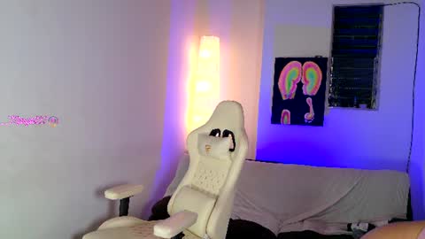 Snapshot of maryybellax chatting on July 31, 2:11 am maryybellax online show from July 31, 2:11 am