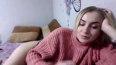 maryyemm online show from January 4, 4:11 pm