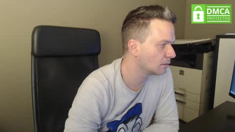 Snapshot of maschiodavide89 chatting on January 27, 7:24 am David online show from January 27, 7:24 am