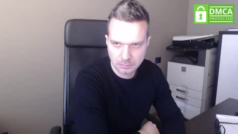 Snapshot of maschiodavide89 chatting on February 5, 10:19 am David online show from February 5, 10:19 am