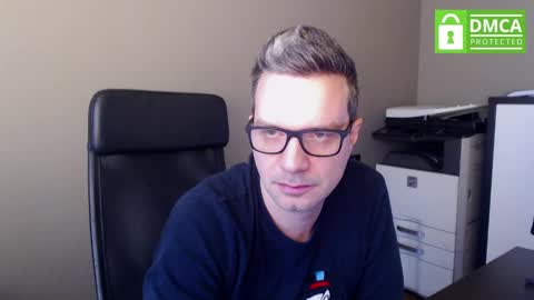 Snapshot of maschiodavide89 chatting on February 20, 7:01 am David online show from February 20, 7:01 am