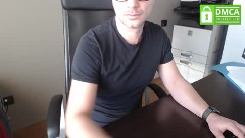 Snapshot of maschiodavide89 chatting on March 3, 11:11 am David online show from March 3, 11:11 am