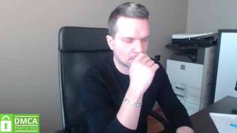 Snapshot of maschiodavide89 chatting on March 6, 10:30 am David online show from March 6, 10:30 am