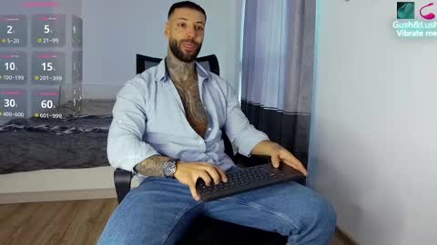 masculineguy69 online show from October 25, 5:48 am