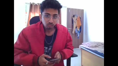 Snapshot of maskboyz2003 chatting on December 16, 3:51 am maskboyz2003 online show from December 16, 3:51 am