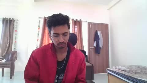 Snapshot of maskboyz2003 chatting on December 24, 4:00 am maskboyz2003 online show from December 24, 4:00 am